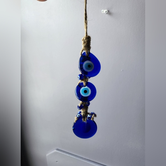 EVIL EYE HANGING CHARM - Picture 4 of 5